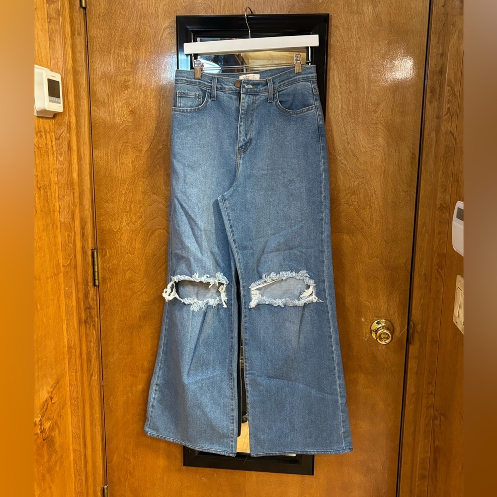 Vibrant MIU Distressed Wide Leg Jeans Size 9 (W28) NWT